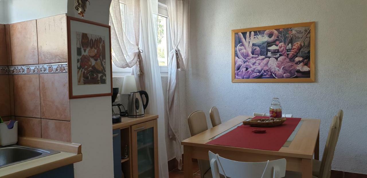 Apartman Felice Starigrad Paklenica Eksteriør billede